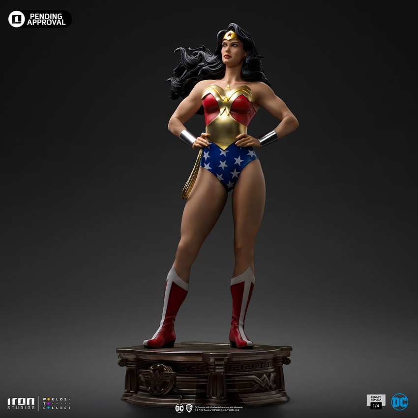Wonder Woman DC Trinity Legacy Replica Qaurter Scale Statue