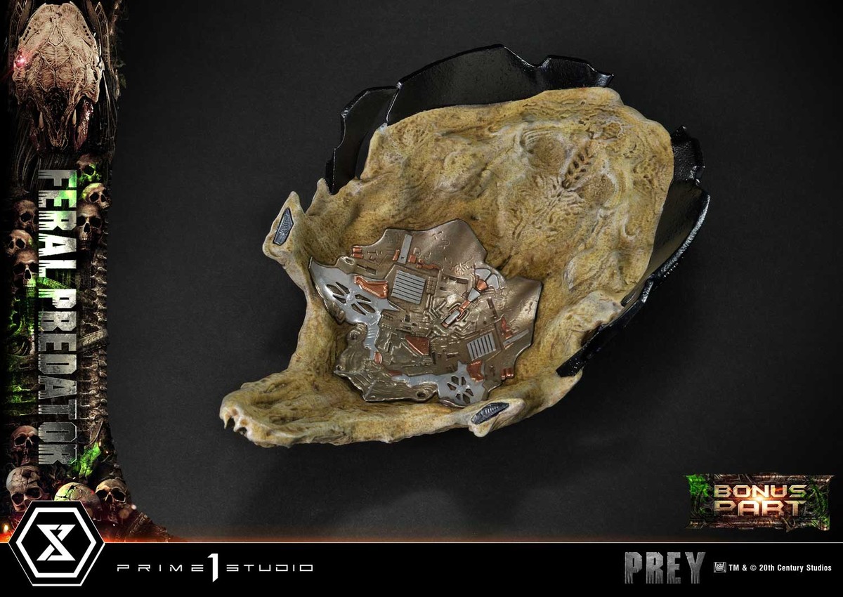 Predator Feral Predator (Deluxe Bonus Version) 1:3 Scale Statue - Prototype Shown View 6