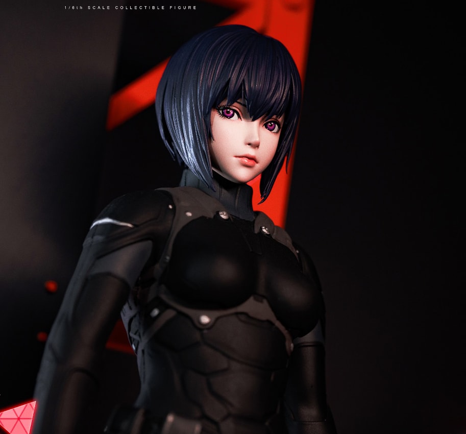 Motoko Kusanagi (Combat Suit ver.) Sixth Scale Figure by