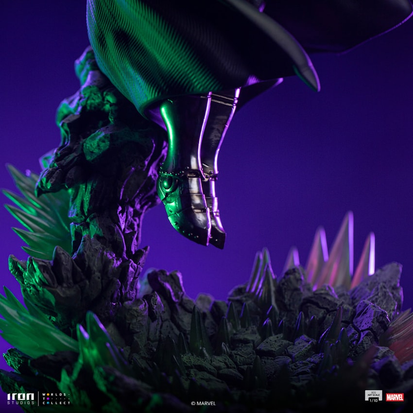 Marvel Doctor Doom 1:10 Scale Statue - Prototype Shown View 4