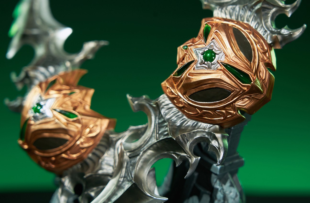 Warglaives of Azzinoth (Collector's Edition) Replica by HEX