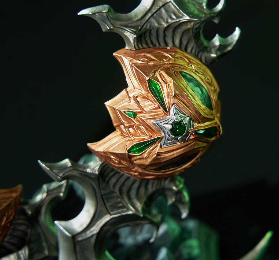 Warcraft Warglaives of Azzinoth (Collector's Edition) Replica - Prototype Shown View 5