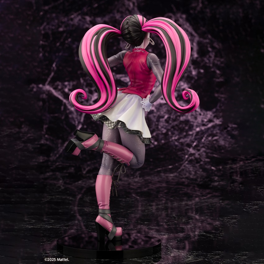 Monster High Draculaura™ Bishoujo Statues - Prototype Shown View 3