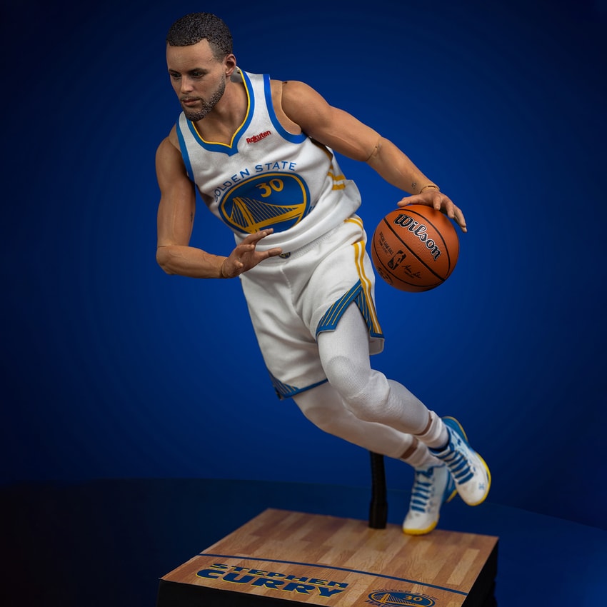 NBA 5サプライズ　STEPHEN CURRY 最安値 ZURU 5サプライズNBA BALLERS ステフィン カリー - メルカリ