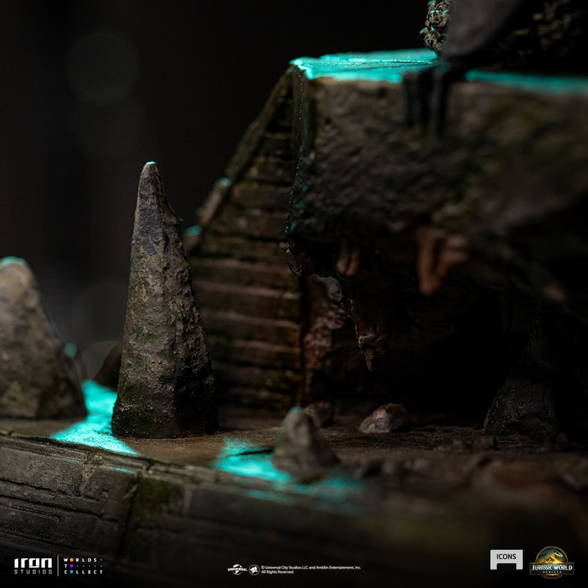 Jurassic Park Quetzalcoatlus Statues - Prototype Shown View 6