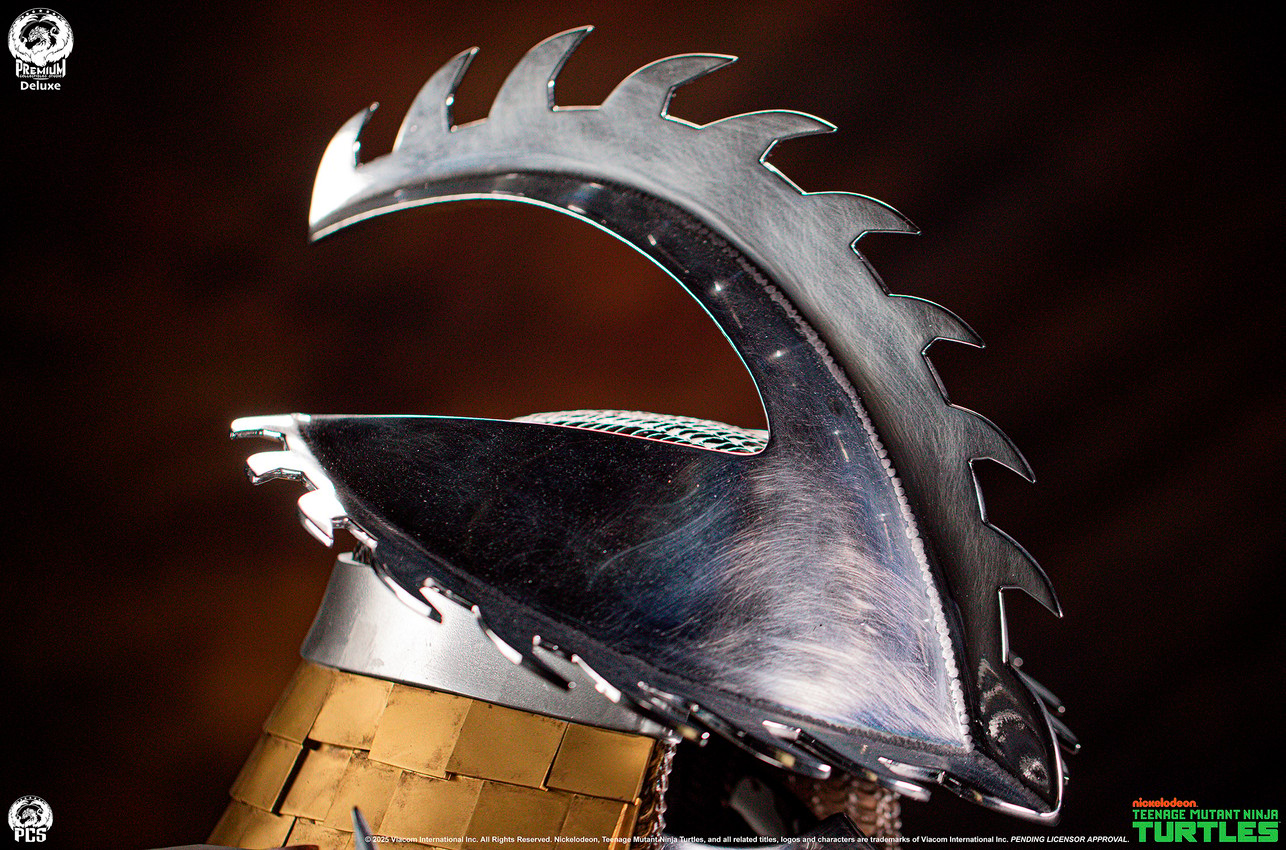 Teenage Mutant Ninja Turtles Shredder Stainless Steel Armor Set (Ooze Edition) Life-Size Replica - Prototype Shown View 5