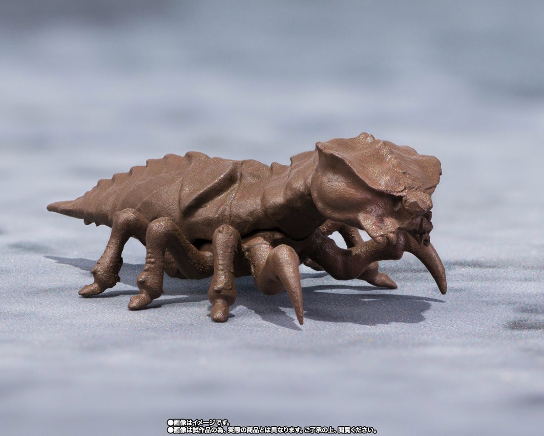 Godzilla Megaguirus Evolution Set Action Figure - Prototype Shown View 6