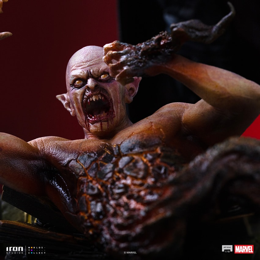 Marvel Blade 1:10 Scale Statue - Prototype Shown View 4