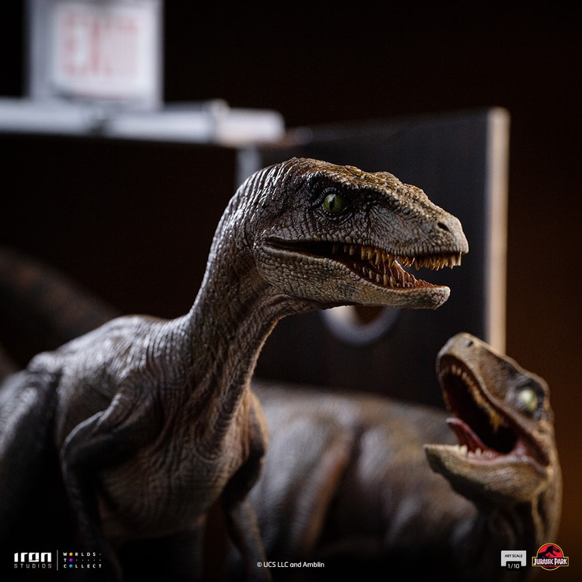 Raptors at the Kitchen's Door 1:10 Art Scale Statue by Iron