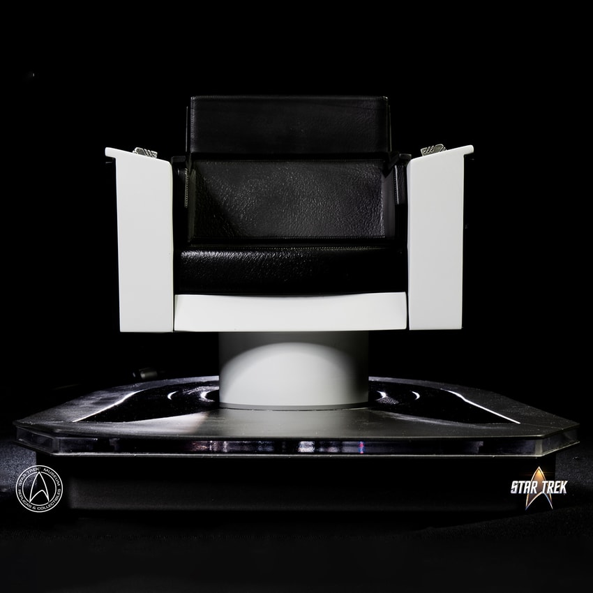 U.S.S. Enterprise Command Chair Prop Replica by EXO-6 Collectibles ...