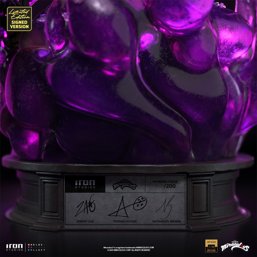 Miraculous: Tales of Ladybug and Cat Noir Ladybug and Cat Noir (Numbered and Signed) Deluxe 1:10 Scale Statue - Prototype Shown View 5