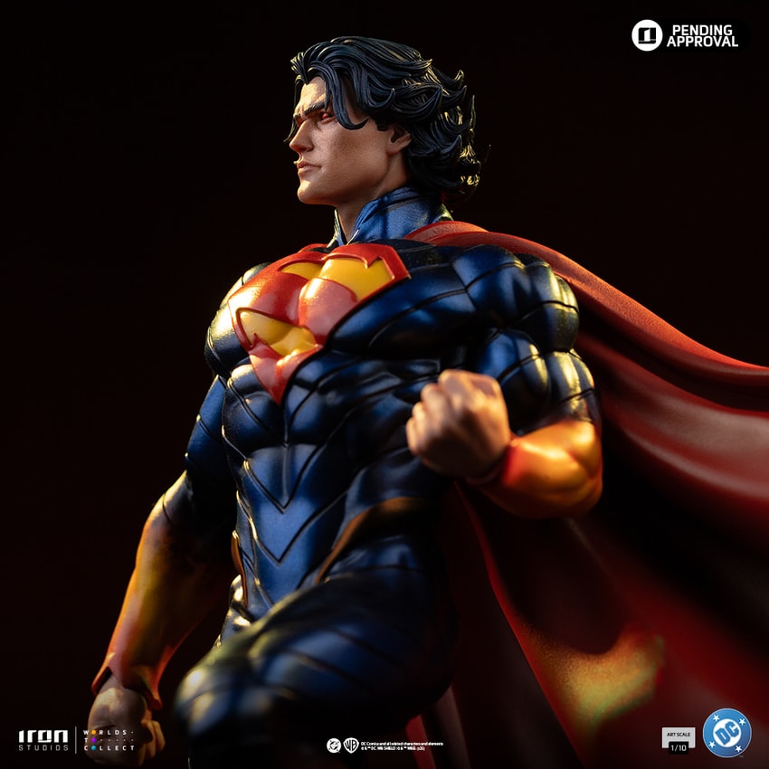 DC Comics Superman Absolute 1:10 Scale Statue - Prototype Shown View 4
