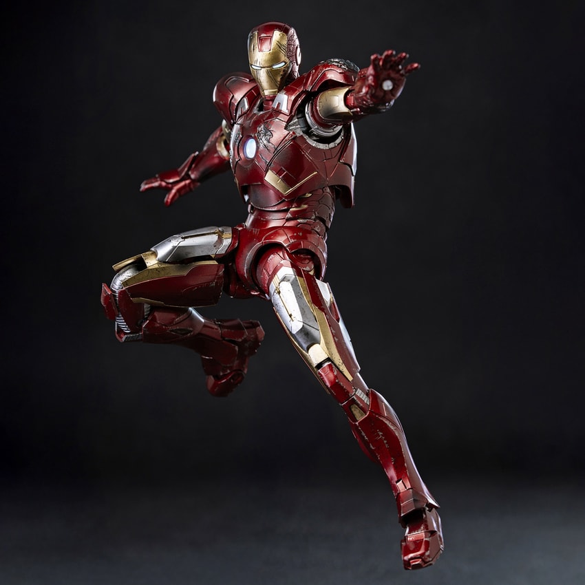 DLX Iron Man Mark 7 (Battle Damaged) Action Figure by threezero