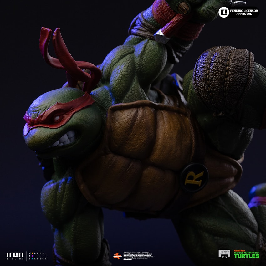 Teenage Mutant Ninja Turtles Raphael Unleashed 1:10 Scale Statue - Prototype Shown View 3