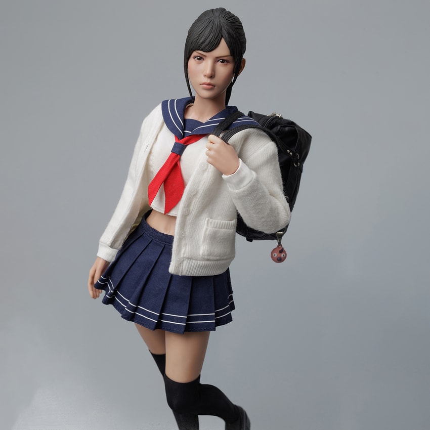 Girl Crush Momoko (Slim Version) Sixth Scale Figure - Prototype Shown View 1
