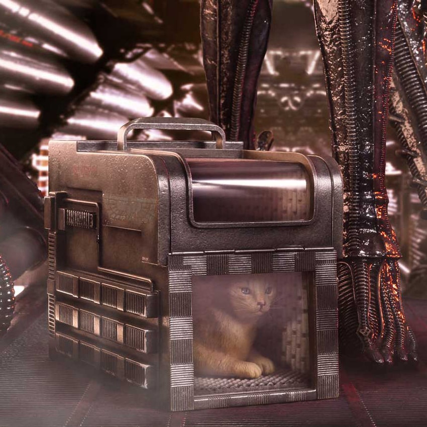 Alien Big Chap Xenomorph (Deluxe Bonus Version) 1:3 Scale Statue - Prototype Shown View 3