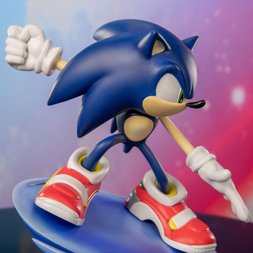 Sonic Statue by First 4 Figures | Sideshow Collectibles
