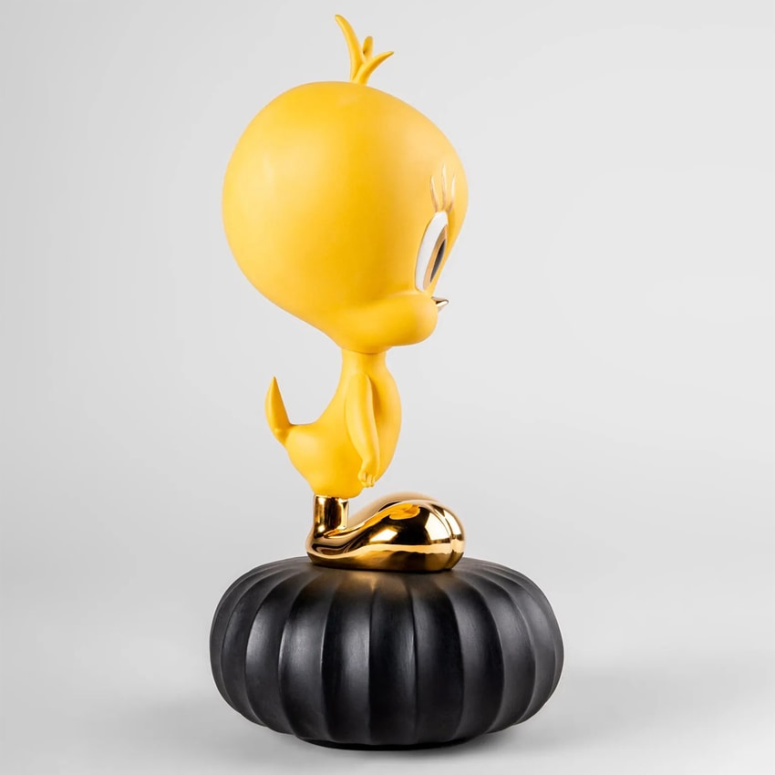 Tweety Porcelain Statue by Lladro | Sideshow Collectibles