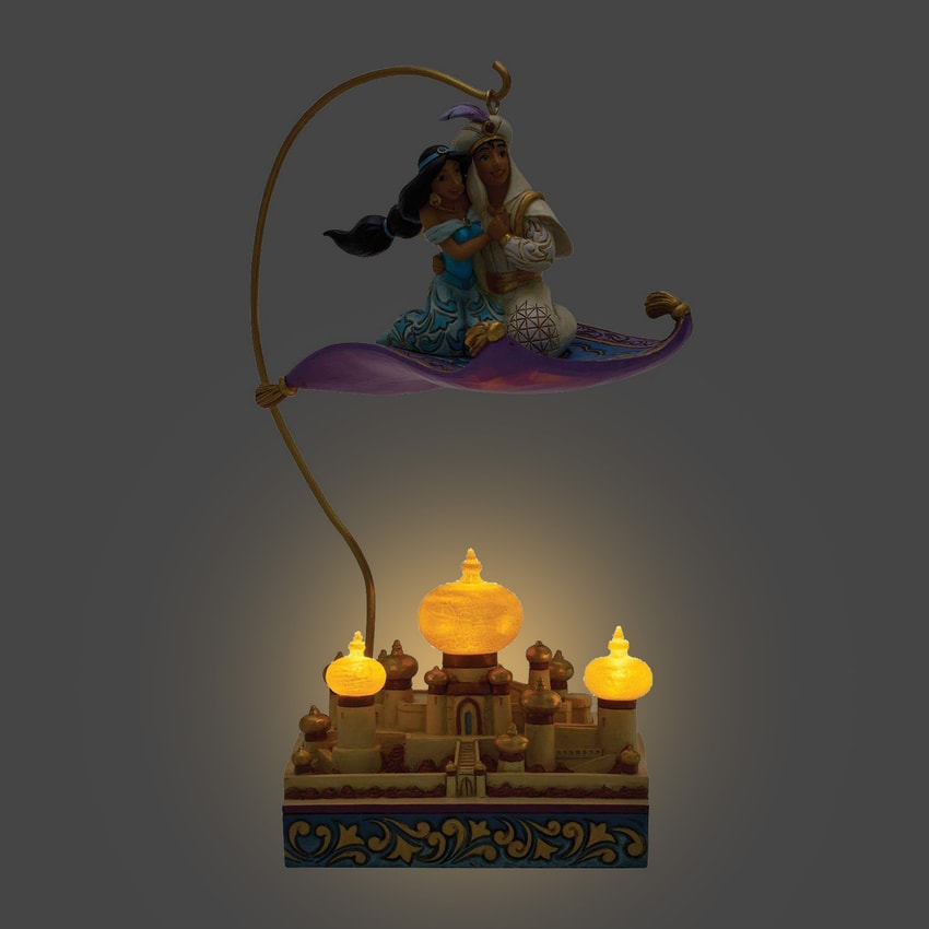 Disney Aladdin & Jasmine Magic Carpet Figurine - Prototype Shown View 5
