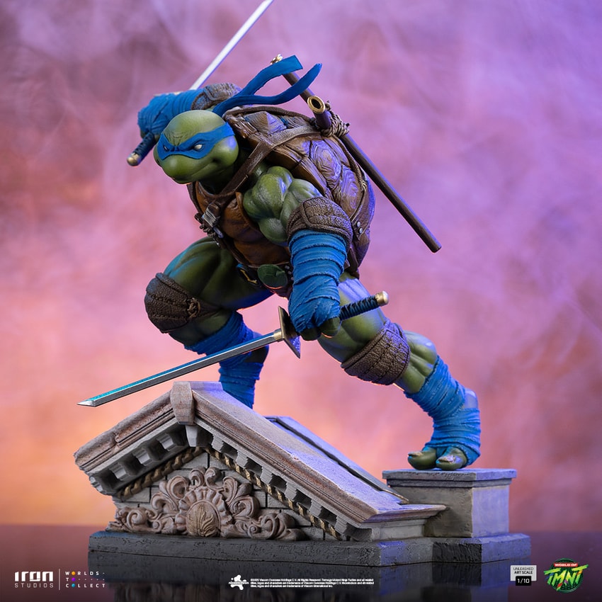 Teenage Mutant Ninja Turtles Leonardo 1:10 Scale Statue - Prototype Shown View 1