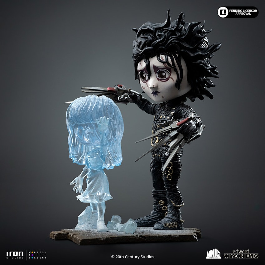 Edward Scissorhands Edward Scissorhands Collectible Figure - Prototype Shown View 3