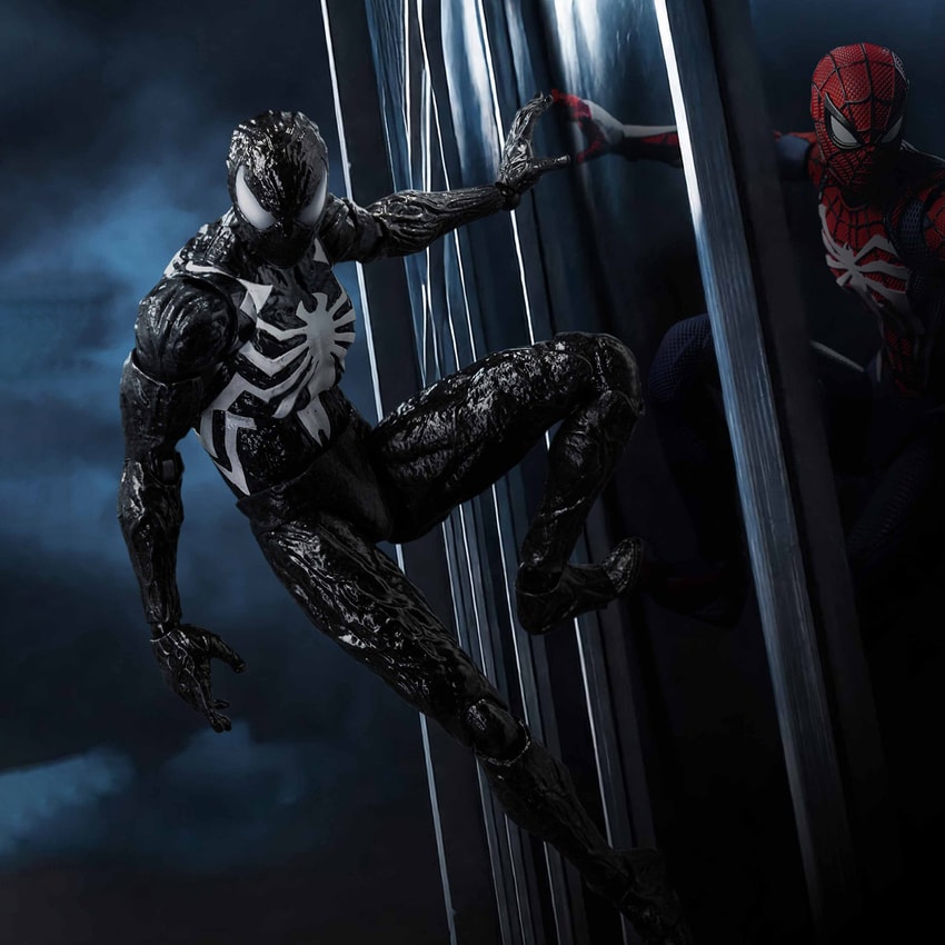 Marvel DLX Spider-Man Symbiote Suit (Peter Parker) Action Figure - Prototype Shown View 1
