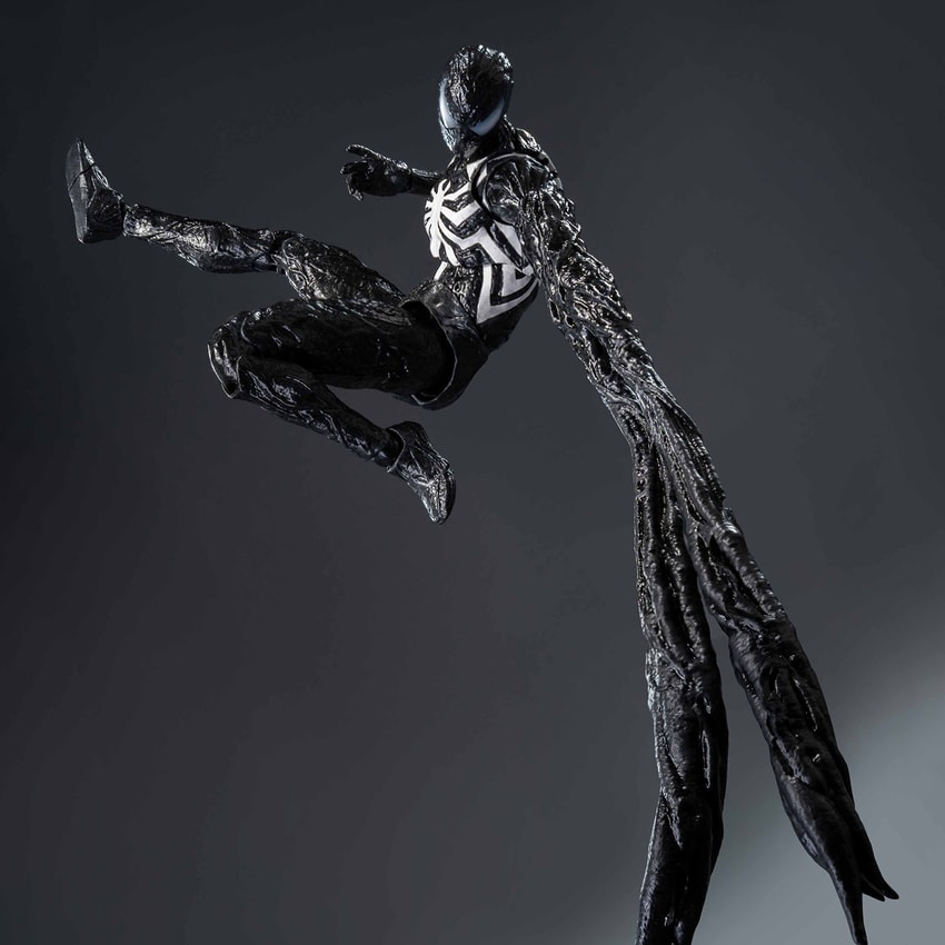 Marvel DLX Spider-Man Symbiote Suit (Peter Parker) Action Figure - Prototype Shown View 5