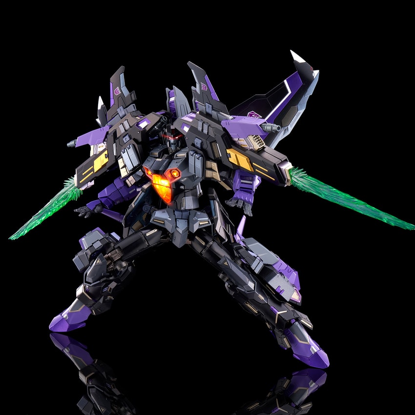 Skywarp Action Figure by Flame Toys | Sideshow Collectibles