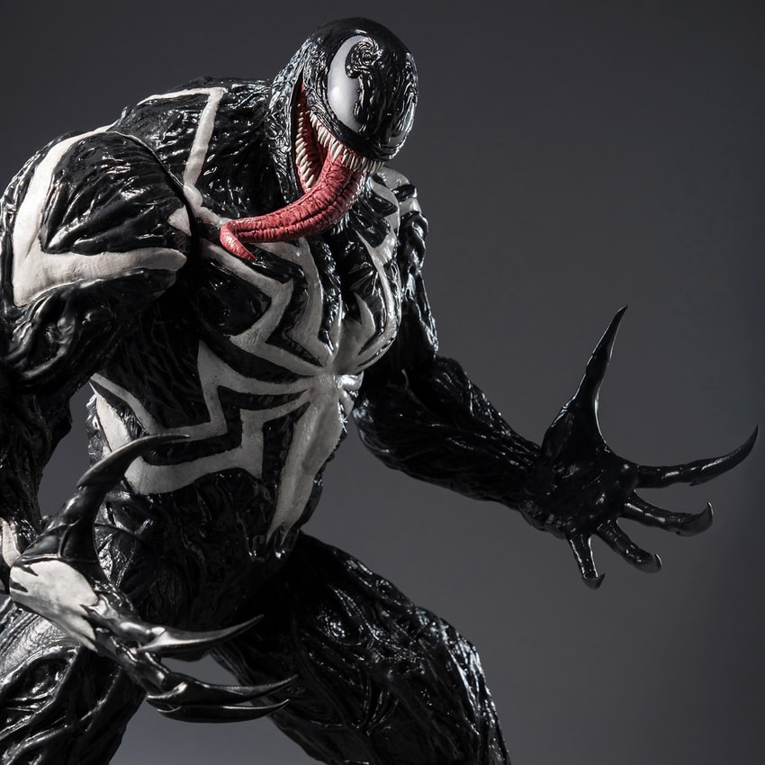 Marvel DLX Venom Action Figure - Prototype Shown View 6