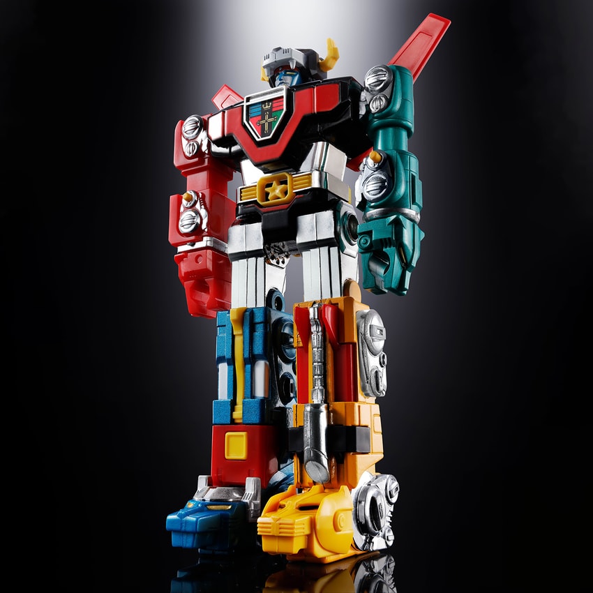 Voltron: Defender of the Universe Voltron Action Figure - Prototype Shown View 1