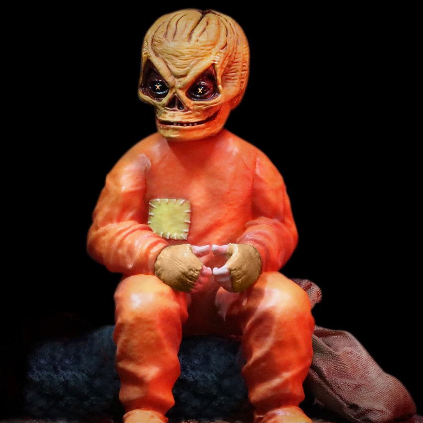 Trick 'r Treat Sam (Deluxe Version) Statues - Prototype Shown View 3
