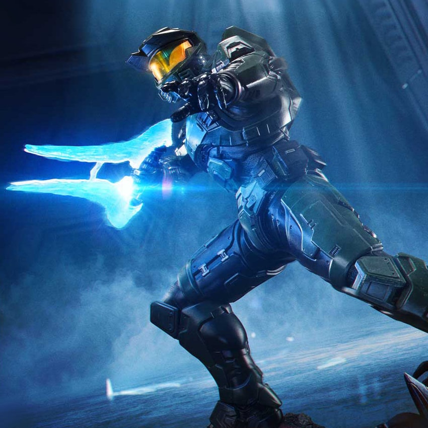 HALO Master Chief (Bonus Version) Quarter Scale Statue - Prototype Shown View 1