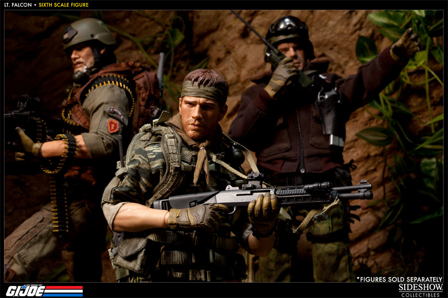 G.I. Joe Green Beret - Lieutenant Falcon Sixth Scale Figure  View 10