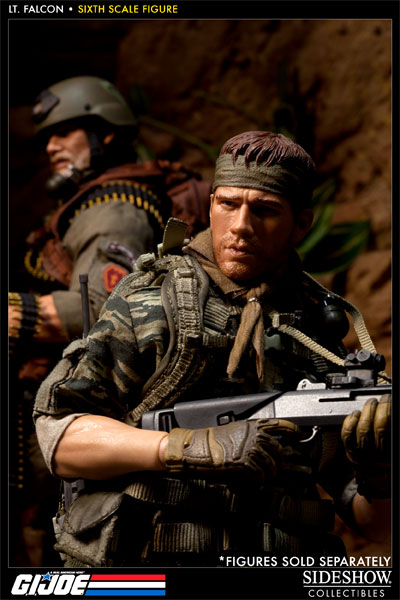G.I. Joe Green Beret - Lieutenant Falcon Sixth Scale Figure  View 11