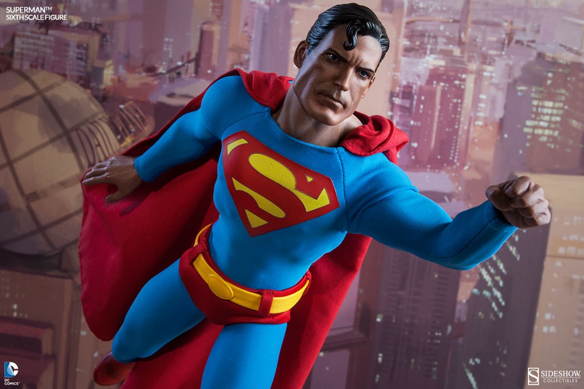 DC Comics Superman Sixth Scale Figure  Collector Edition View 2