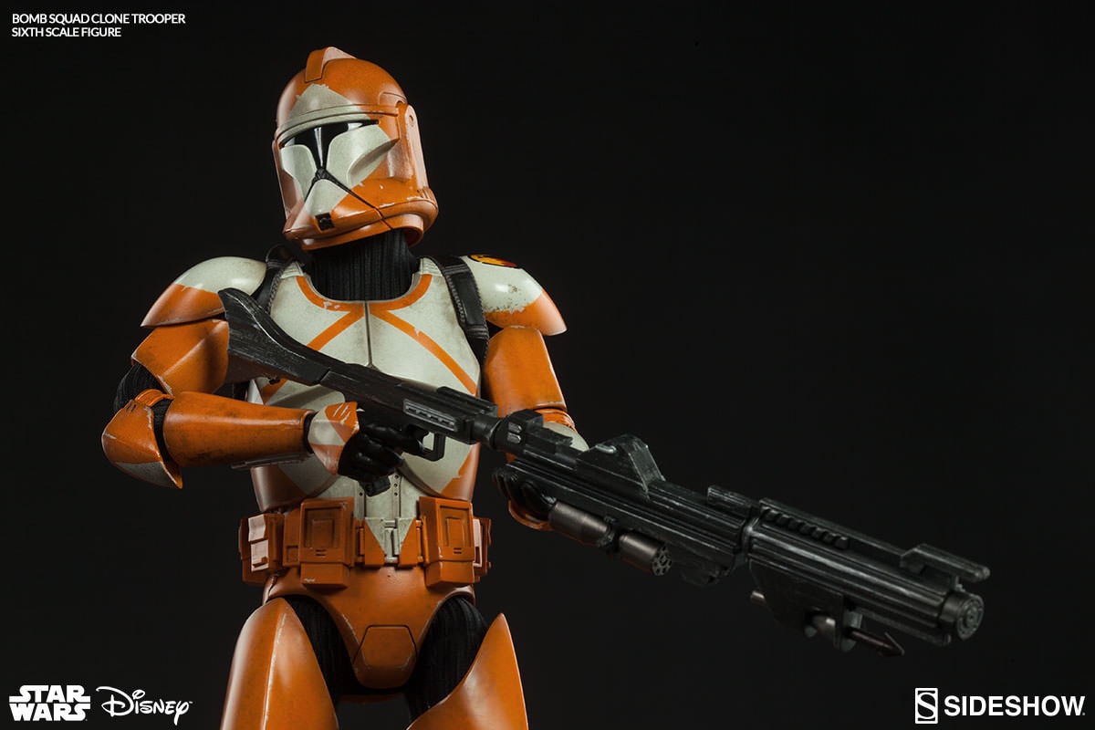 Star Wars Bomb Squad Clone Trooper: Ordnance Specialist Sixth Scale Figure  Collector Edition View 9