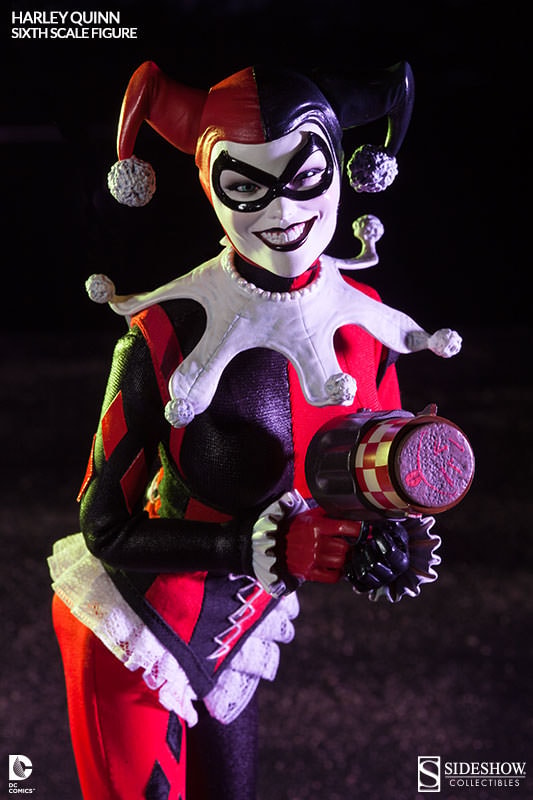 DC Comics Harley Quinn Sixth Scale Figure  Collector Edition (Prototype Shown) View 7