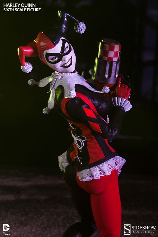 DC Comics Harley Quinn Sixth Scale Figure  Collector Edition (Prototype Shown) View 8