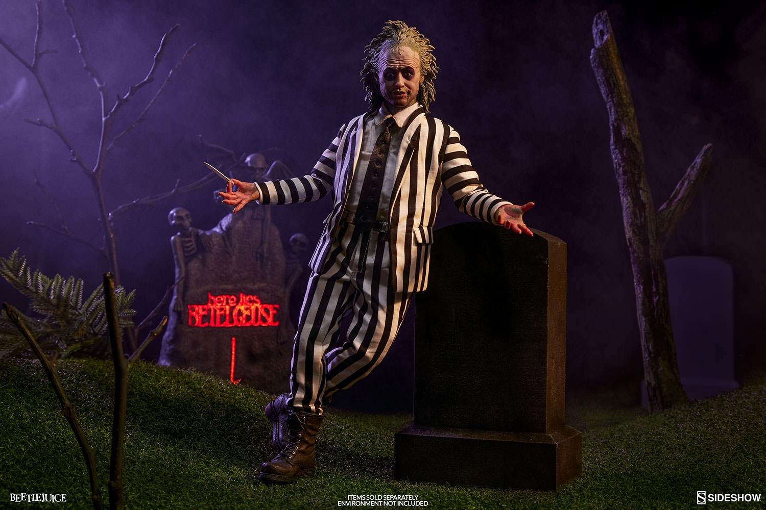 Beetlejuice Beetlejuice Sixth Scale Figure  View 15
