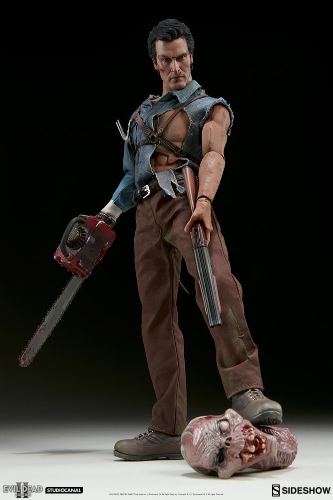 Ash Williams Exclusive Edition View 14