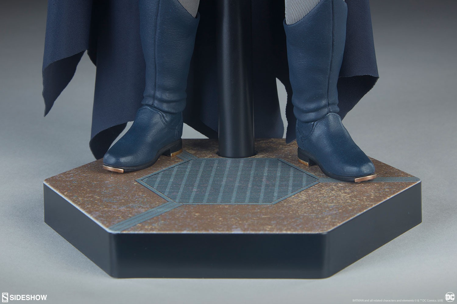 DC Comics Batman Sixth Scale Figure  Collector Edition View 14