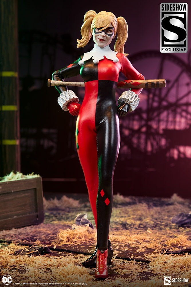 Harley Quinn Exclusive Edition View 4
