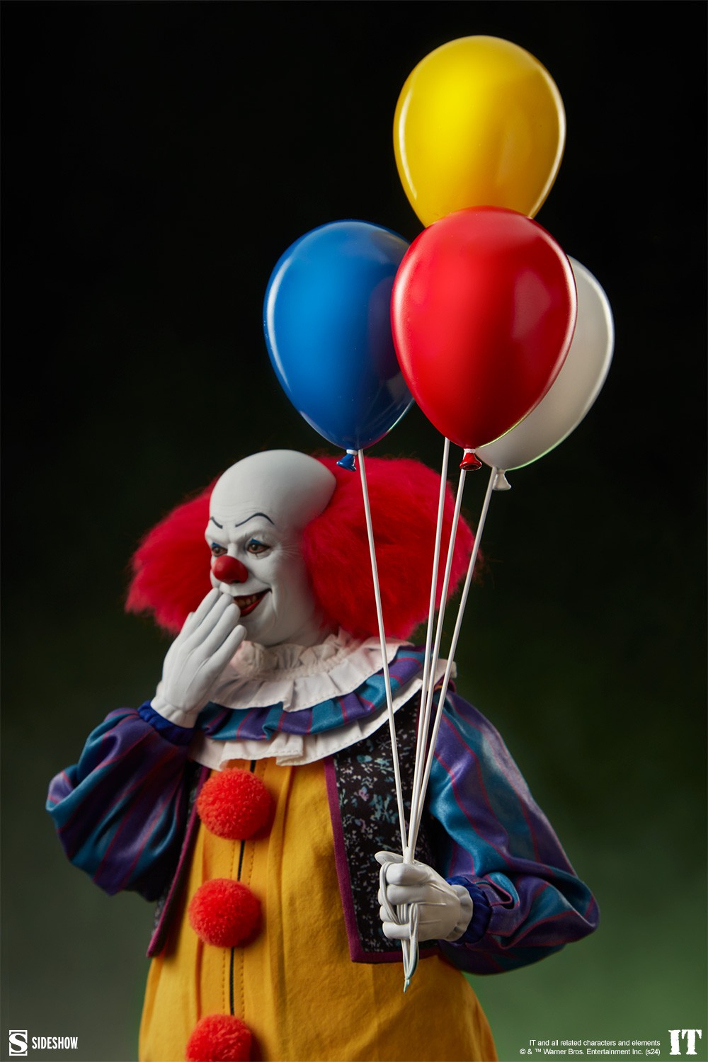 Pennywise Sixth Scale Figure by Sideshow Collectibles Pennywise Sixth Scale Figure by Sideshow Collectibles