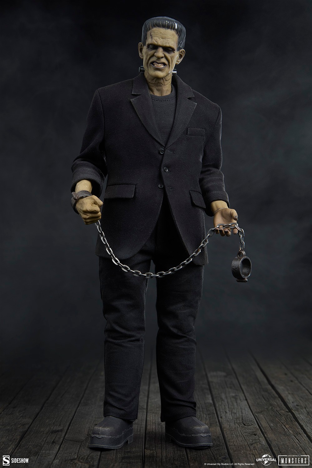 Universal Monsters Frankenstein (Deluxe Edition) Sixth Scale Figure  (Prototype Shown) View 8