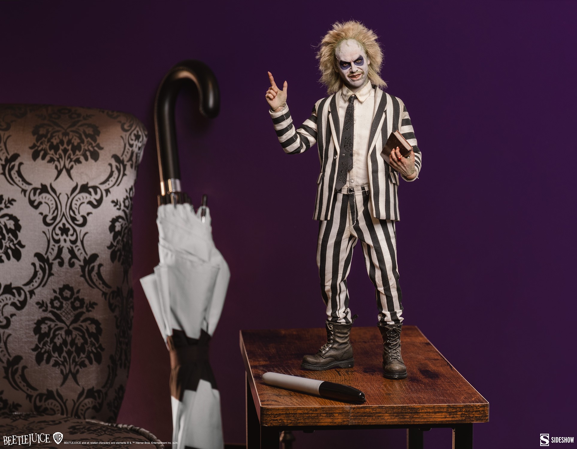 Beetlejuice Sixth Scale Figure by Sideshow Collectibles