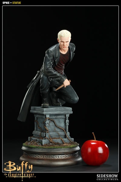 Buffy the Vampire Slayer Spike Statues  Collector Edition View 2