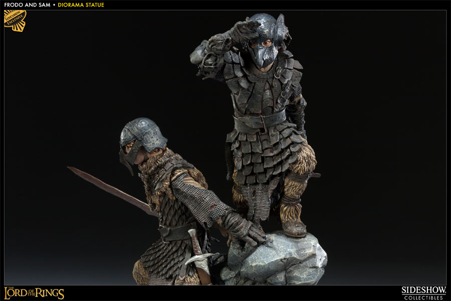 The Lord of the Rings Frodo and Samwise Polystone Statue  View 5