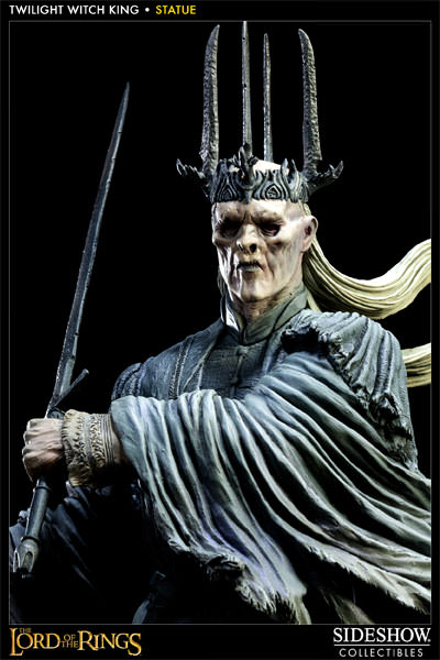 The Lord of the Rings Twilight Witch-king Polystone Statue  Collector Edition View 2
