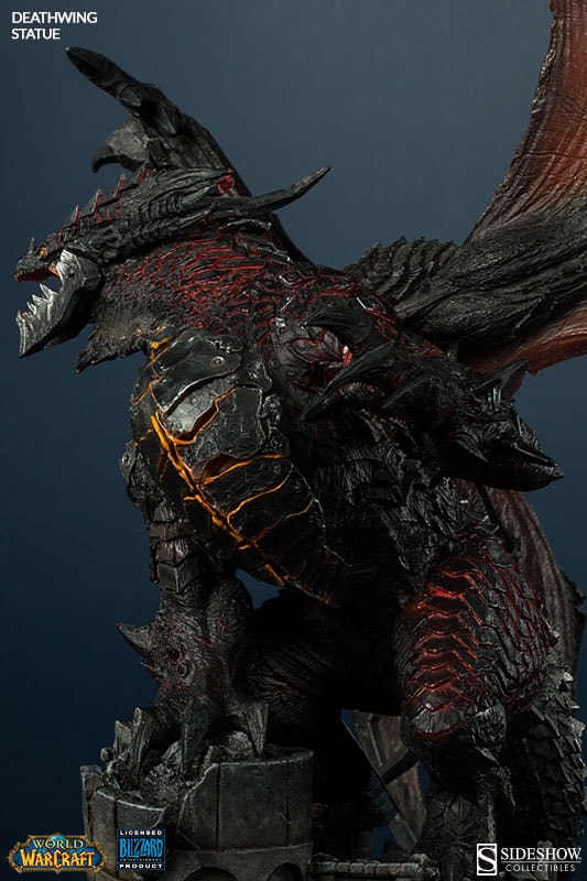 World of Warcraft Deathwing Polystone Statue by Sideshow Col