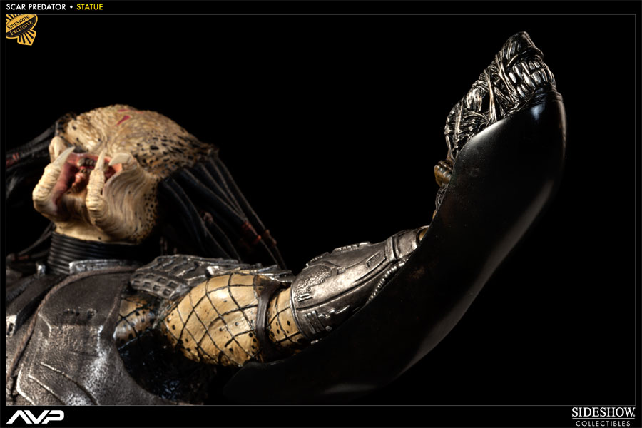 Alien VS Predator Scar Predator Statue by Sideshow Collectib